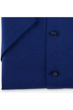 OLYMP Luxor 24/Seven Dynamic Flex Modern Fit Jerseyhemd Dunkelblau, Einfarbig 6 OLYMP Luxor 24/Seven Dynamic Flex Modern Fit Jerseyhemd Dunkelblau, Einfarbig -Ausgewählte Bekleidungsgeschäfte 1209 32 19 2 800 1200x1200