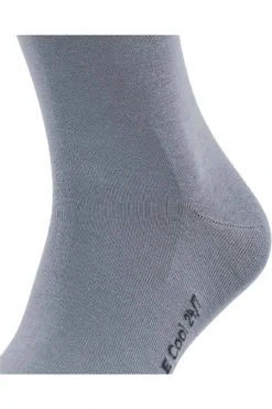 FALKE Cool 24/7 Herren Socken Hellgrau, Einfarbig 8 FALKE Cool 24/7 Herren Socken Hellgrau, Einfarbig -Ausgewählte Bekleidungsgeschäfte 13230 3214 3 800 1200x1200