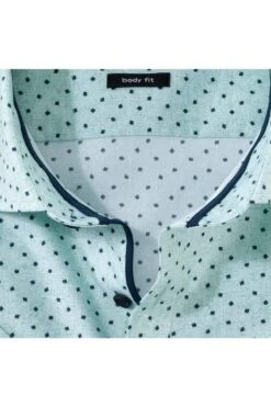 OLYMP Level Five Body Fit Hemd Grün/marine, Gemustert 6 OLYMP Level Five Body Fit Hemd Grün/marine, Gemustert -Ausgewählte Bekleidungsgeschäfte 2102 72 45 2 800 1200x1200