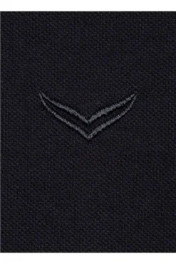 TRIGEMA Business Comfort Fit Longsleeve Poloshirt Schwarz, Einfarbig 9 TRIGEMA Business Comfort Fit Longsleeve Poloshirt Schwarz, Einfarbig -Ausgewählte Bekleidungsgeschäfte 27658 008 5 800 1200x1200