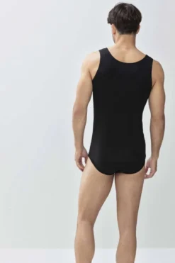 Mey Superior Herren Unterhemd Schwarz -Ausgewählte Bekleidungsgeschäfte 34065 123 9 800 1200x1200