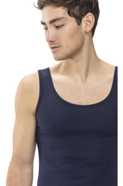 Mey Casual Cotton Herren Unterhemd Dunkelblau -Ausgewählte Bekleidungsgeschäfte 49100 668 3 800 1200x1200