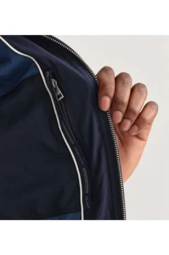 GANT Casual Fit Herren SteppjackeZip Navy -Ausgewählte Bekleidungsgeschäfte 7006080 433 2 800 1200x1200