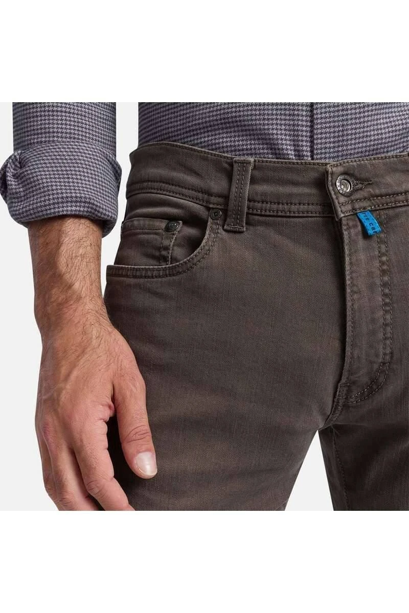 Pierre Cardin Lyon Tapered Fit Five-Pocket Herren Jeans Dunkelbraun 3 Pierre Cardin Lyon Tapered Fit Five-Pocket Herren Jeans Dunkelbraun – Bild 3